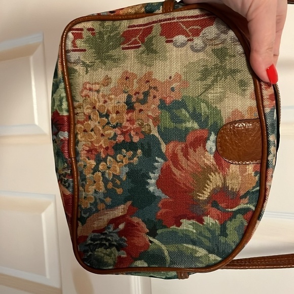 Vintage floral  purse - Picture 3 of 5